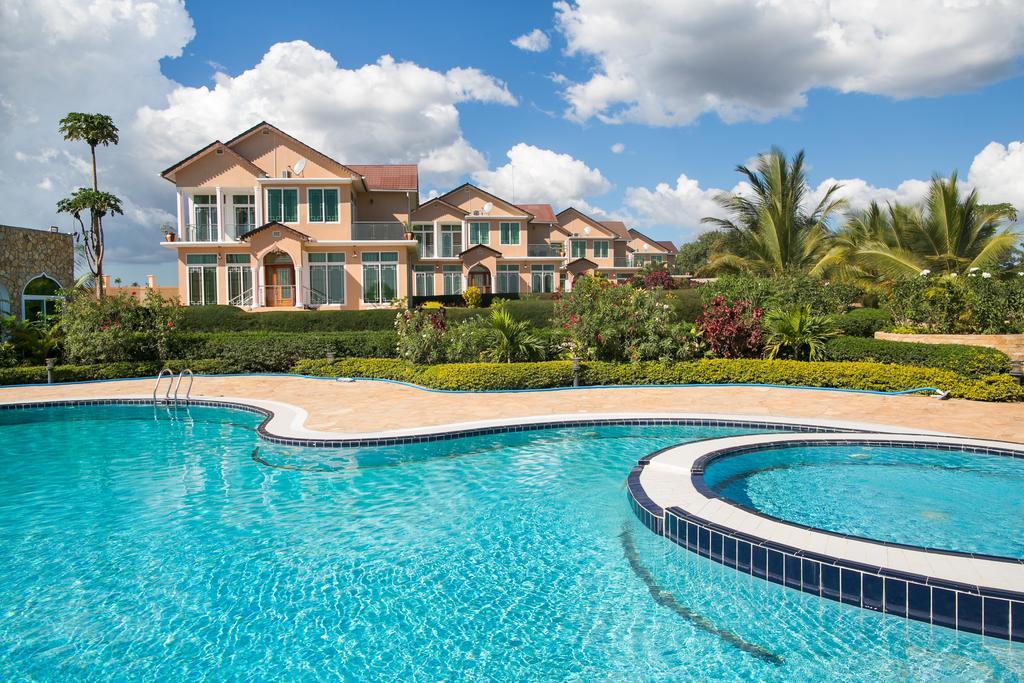 Royal Cliff Zanzibar Hotel Exterior photo